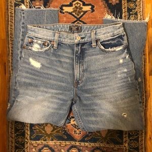 Abercrombie & Fitch Mom Jean